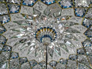 ترکیب آینه کاری و گچ بری